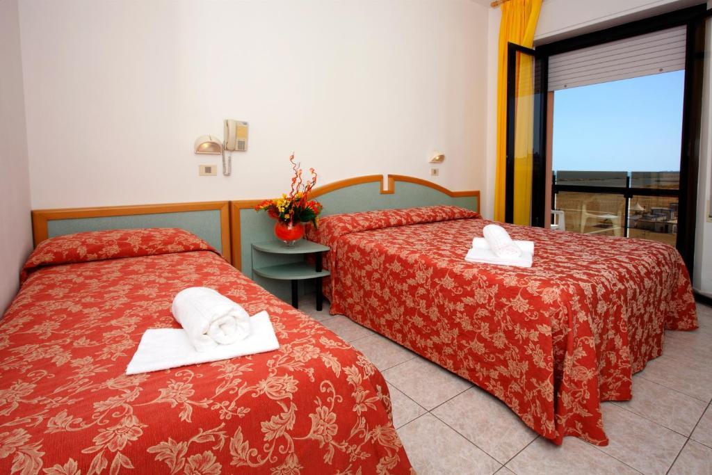 Hotel Baia Rímini Habitación foto